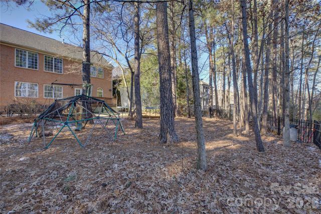16624 Turtle Point Road, Charlotte, NC 28278