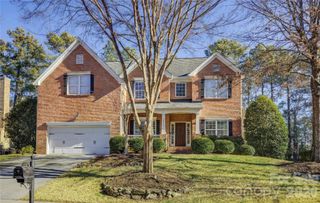 16624 Turtle Point Road, Charlotte, NC 28278