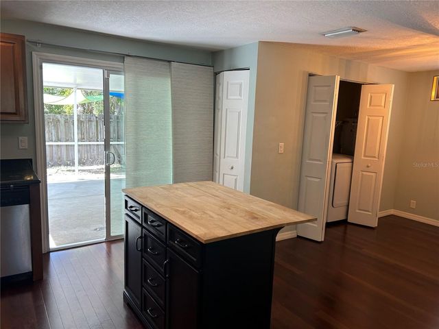 634 TIMBER BAY CIRCLE W, Oldsmar, FL 34677