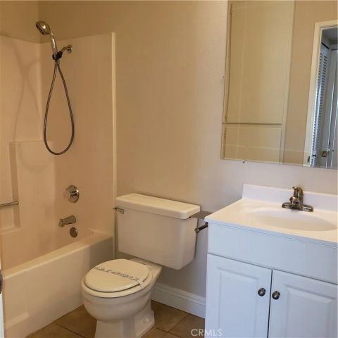1505 S RAITT Street, Santa Ana, CA 92704