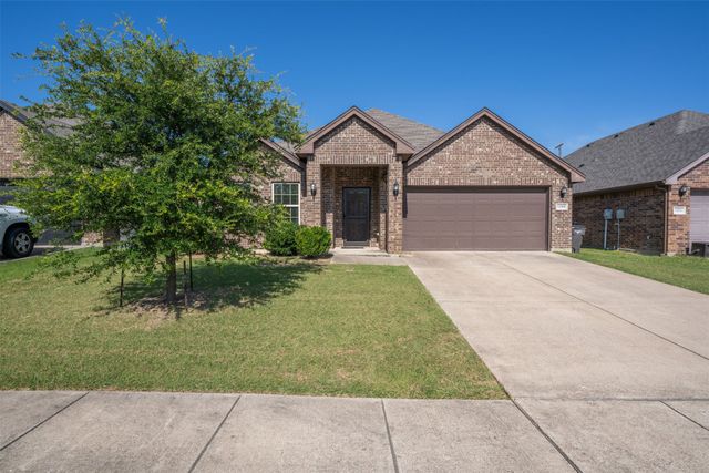 12300 Hunters Knoll Drive, Fort Worth, TX 76028