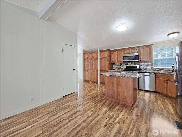 157 Nix Lane, Centralia, WA 98531