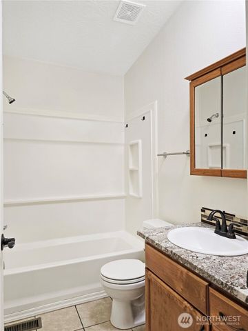 157 Nix Lane, Centralia, WA 98531