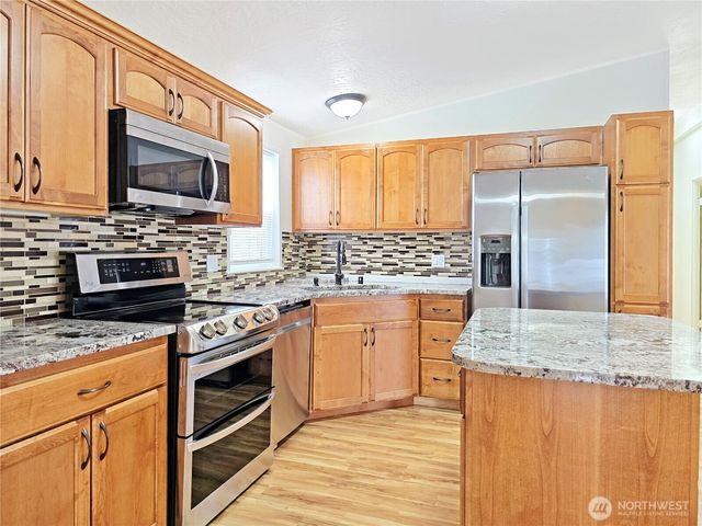 157 Nix Lane, Centralia, WA 98531