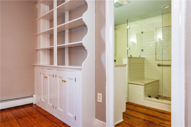 19 King Street 7, East Greenwich, RI 02818