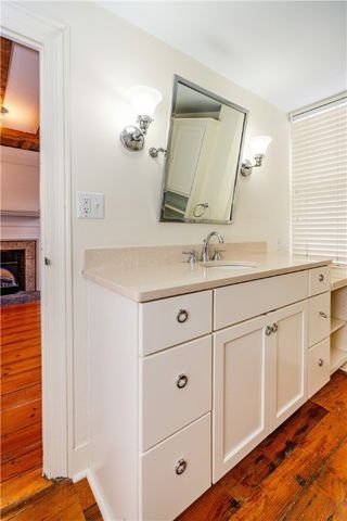 19 King Street 7, East Greenwich, RI 02818