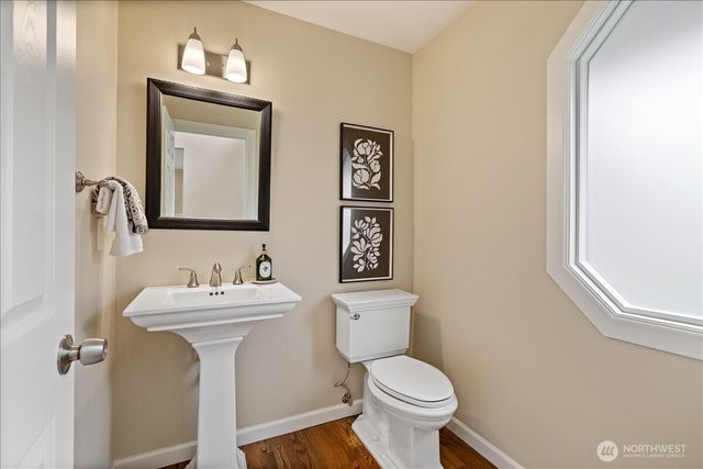 6041 118th Avenue SE, Bellevue, WA 98006