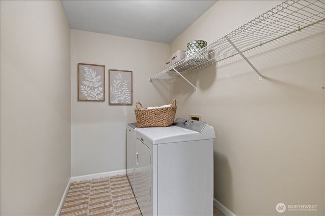 6041 118th Avenue SE, Bellevue, WA 98006
