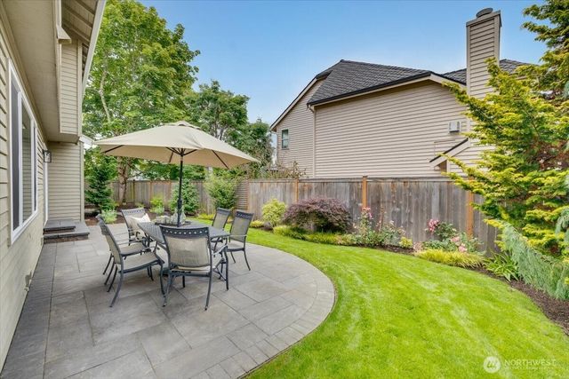 6041 118th Avenue SE, Bellevue, WA 98006