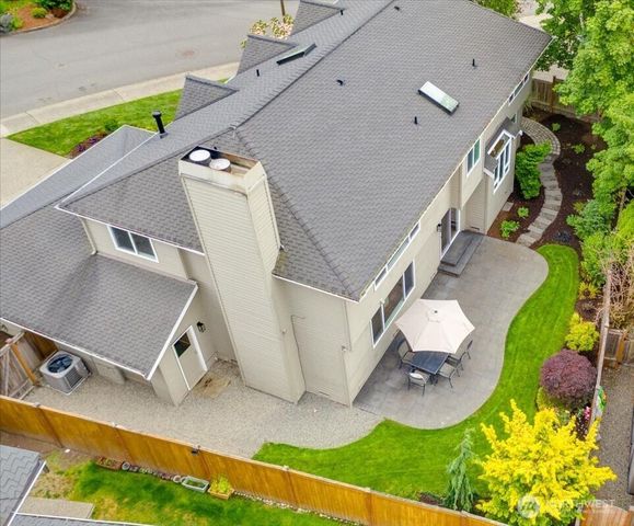 6041 118th Avenue SE, Bellevue, WA 98006