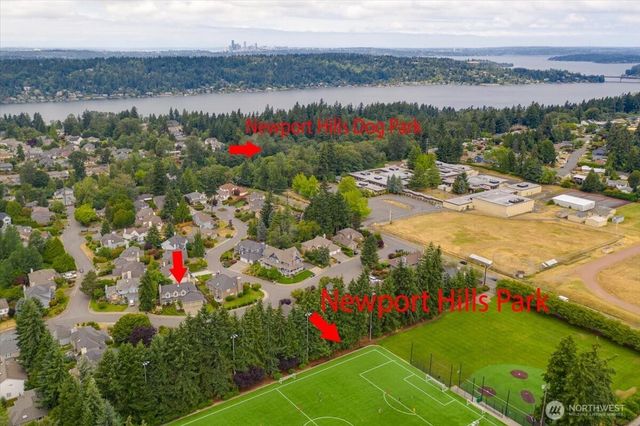 6041 118th Avenue SE, Bellevue, WA 98006
