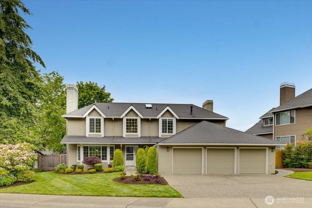 6041 118th Avenue SE, Bellevue, WA 98006