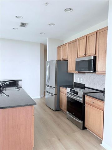 3040 Peachtree Road NW 1911, Atlanta, GA 30305