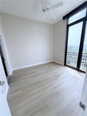 3040 Peachtree Road NW 1911, Atlanta, GA 30305