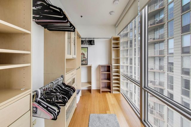 653 N Kingsbury Street 1907, Chicago, IL 60654