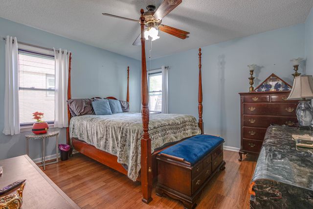 1009 Westmoreland Avenue, Waukegan, IL 60085