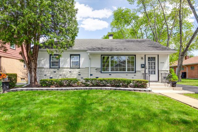 1009 Westmoreland Avenue, Waukegan, IL 60085