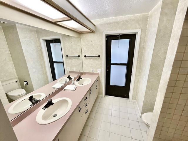 1349 HILLSIDE DRIVE, Tarpon Springs, FL 34689
