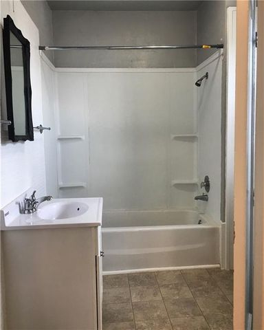 315 W 3 Street, Maryville, MO 64468