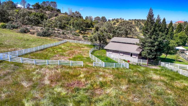 3751 Cosgrove Creek Rd, Valley Springs, CA 95252
