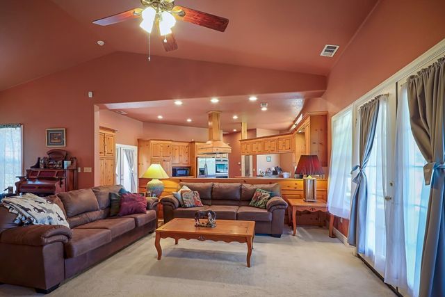 3751 Cosgrove Creek Rd, Valley Springs, CA 95252