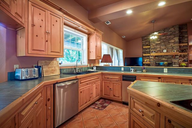 3751 Cosgrove Creek Rd, Valley Springs, CA 95252