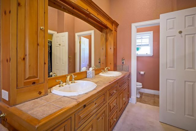 3751 Cosgrove Creek Rd, Valley Springs, CA 95252