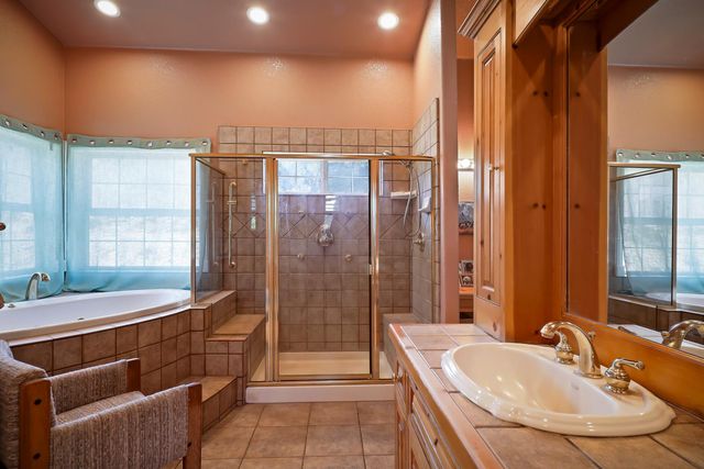 3751 Cosgrove Creek Rd, Valley Springs, CA 95252