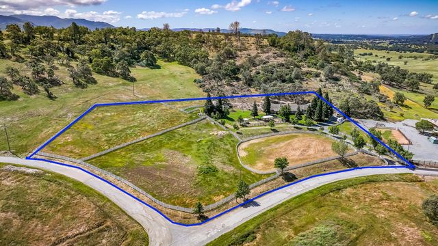 3751 Cosgrove Creek Rd, Valley Springs, CA 95252