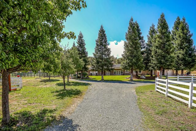 3751 Cosgrove Creek Rd, Valley Springs, CA 95252