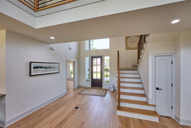 816 Kiowa Drive E, Gainesville, TX 76240