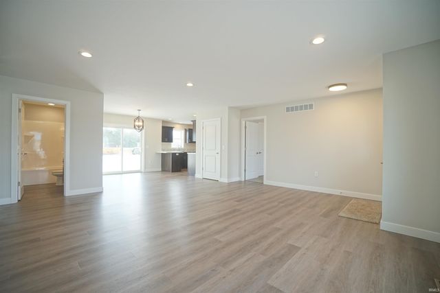 420 N Eastfield Circle, Milford, IN 46542