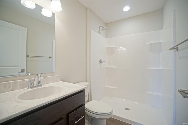 420 N Eastfield Circle, Milford, IN 46542