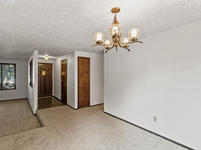 2605 Ne 49TH St, Vancouver, WA 98663