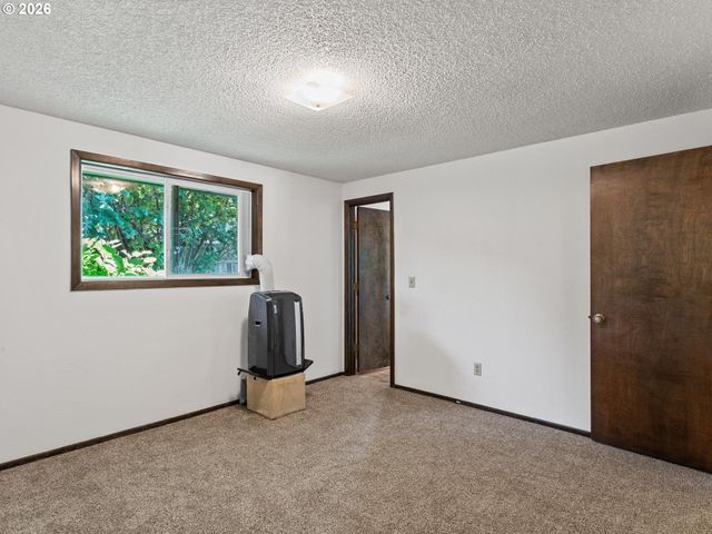 2605 Ne 49TH St, Vancouver, WA 98663