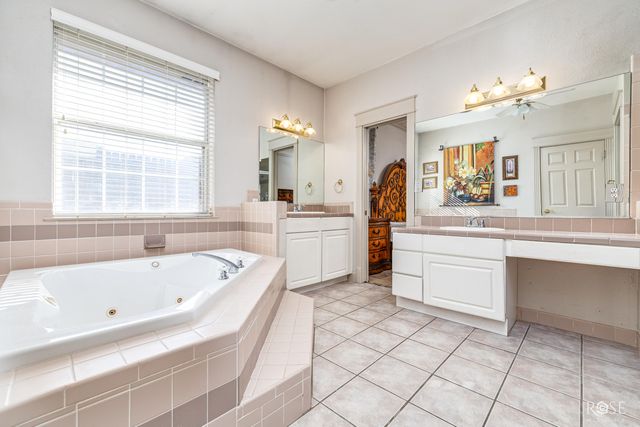 1212 Dorchester Drive, San Angelo, TX 76901