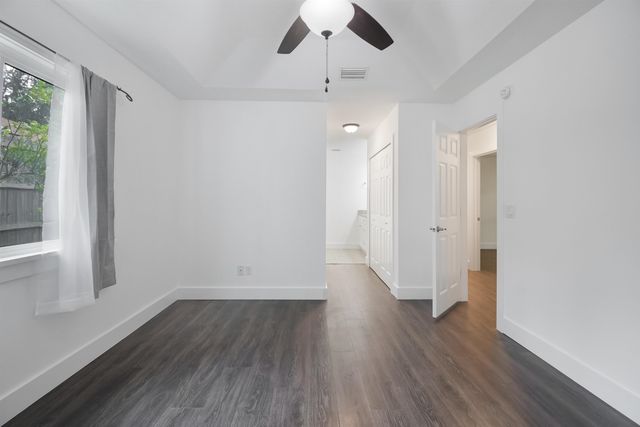 497 Pyrus St, St Augustine, FL 32080