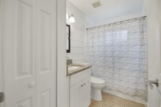 497 Pyrus St, St Augustine, FL 32080