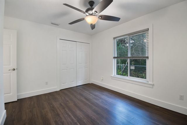 497 Pyrus St, St Augustine, FL 32080