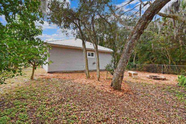 497 Pyrus St, St Augustine, FL 32080