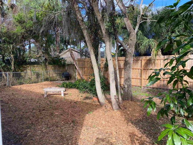497 Pyrus St, St Augustine, FL 32080