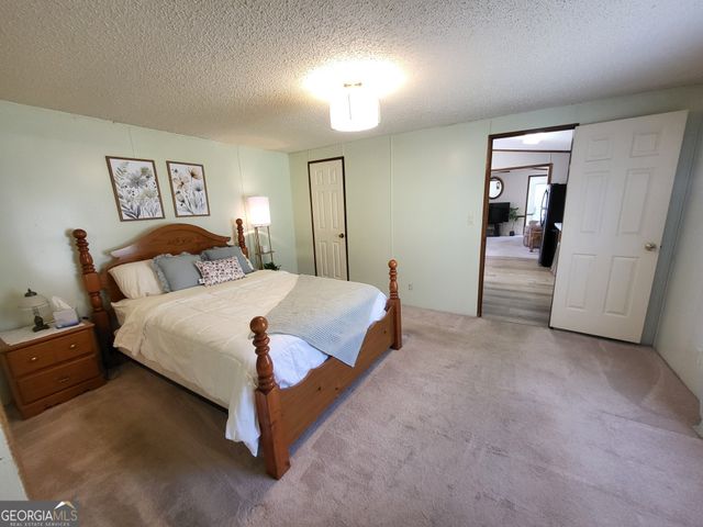 1075 County Rd 502, Valley, AL 36854