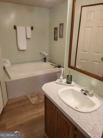 1075 County Rd 502, Valley, AL 36854