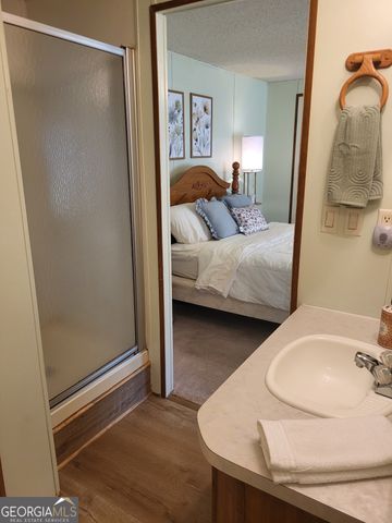 1075 County Rd 502, Valley, AL 36854