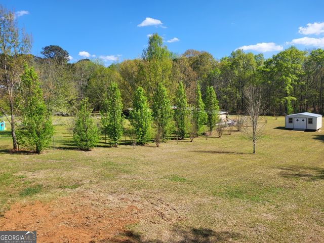 1075 County Rd 502, Valley, AL 36854