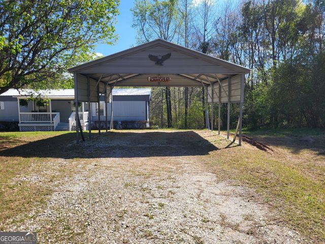 1075 County Rd 502, Valley, AL 36854