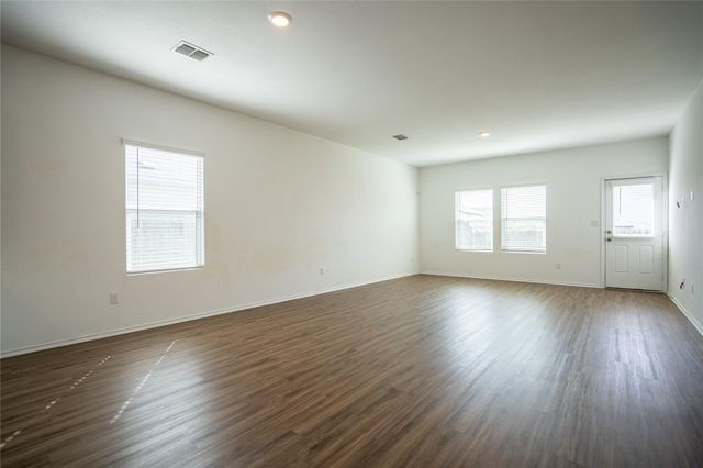 13400 Banquete ST, Elgin, TX 78621