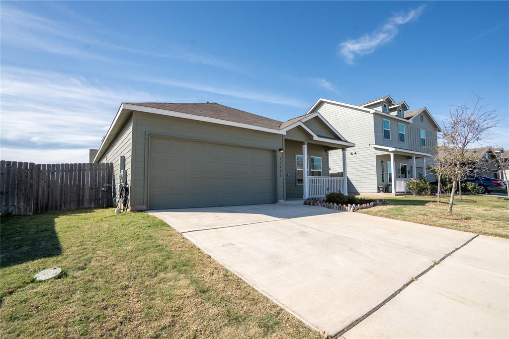 13400 Banquete ST, Elgin, TX 78621
