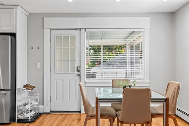 8 Nicholl St, Quincy, MA 02169