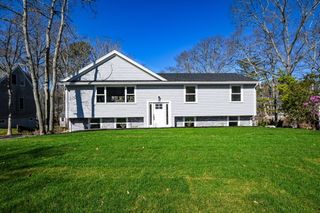 11 Madeline Road, Teaticket, MA 02536